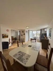 CAMOT Spacieux appartement pour 4 pers Terrasse05 - CAMOT- Spacieux appartement pour 4 pers - Terrasse